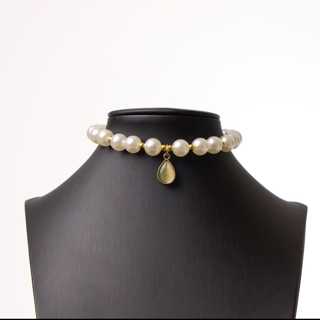 Pearl Teardrop Pet Jewelry Necklace - Style 02